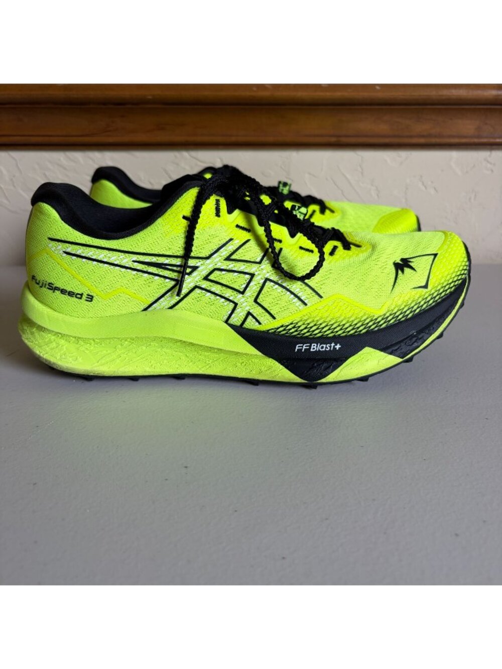 Asics Men's US 8 FujiSpeed 3 Running Trail Shoes Safety Yellow Black Athletic Me